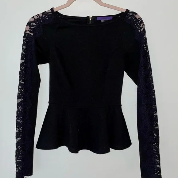 Forever 21 Black Peplum Laced Top - Picture 1 of 3